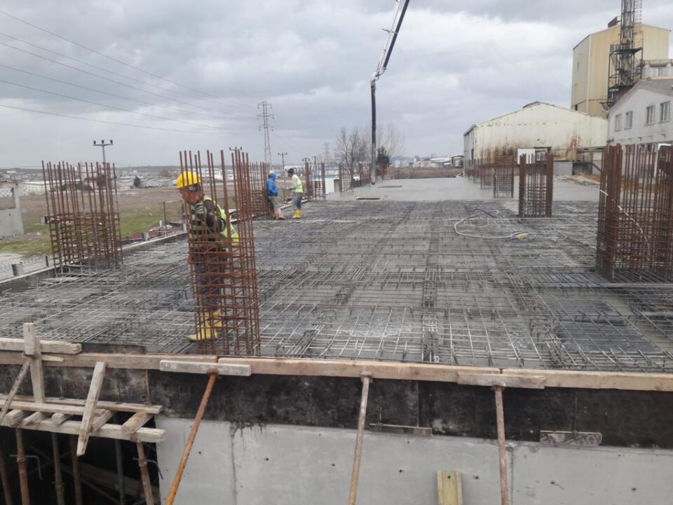 Uniteks Tekstil Fabrika Binası